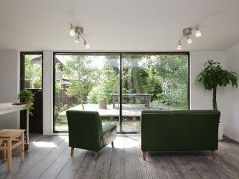 【富雄】◇◆月1回、日曜日に公休を当てることも可能!!◆◇カウンセリングに力を入れ、お客様とできるだけ近い距離で接客します★あなたの技術に応じてカット料金が変動するので、高額月給を狙えるかも★Gift(ギフト)からJr.スタイリスト・スタイリスト(美容師)の求人☆★