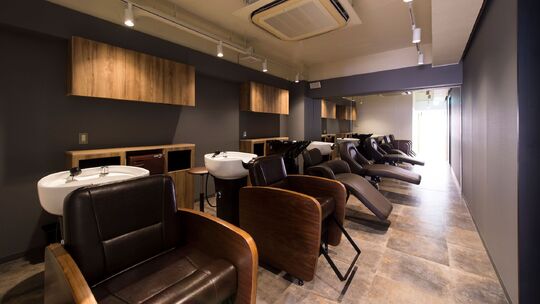 【久米川】≪休日数選択制≫≪着付けやメイクも学べる環境≫≪営業中レッスン可能≫時短勤務も相談可能で1人1人に合った働き方の出来る環境！働いて稼ぎたい人も、プライベート重視の方にもおすすめ！「Live（リヴ）」からアシスタント（美容師）の求人☆★