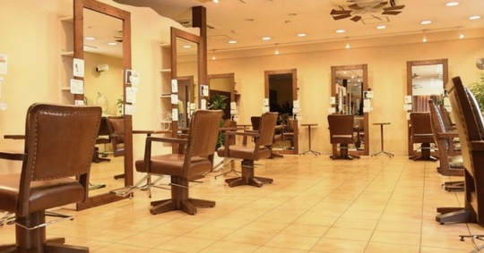 【宮原駅】≪完全週休2日制≫≪土日休み相談可能≫≪社会保険完備≫広々とした店内＆幅広い世代のお客様が来店する落ち着いた雰囲気のサロン！働きやすい環境で長く活躍できる「hair make BiS（ヘアメイクビス）」からスタイリスト（美容師）の求人☆★