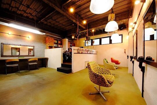 【真菅】≪社会保険完備≫日曜定休あり！スタッフさんの定着！これから一緒にサロンを大きくしていってくださる方をお待ちしています！！OKA hair（オカヘアー）からアシスタント（美容師）の求人☆★