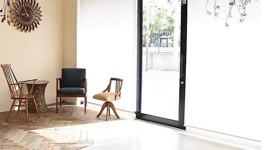 【JR茨木駅】≪社会保険完備≫≪安心の教育体制≫≪カウンセリング重視≫大阪府から職業訓練校の認可を受けており教育体制がバッチリ！地域のお客様に長く愛されるサロン「DECCA-SOUL（デッカソウル）」からアシスタント（美容師）の求人★☆