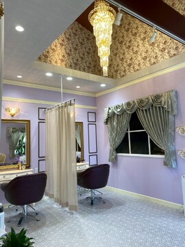 【天道】≪ママさん大歓迎・高月給スタート・月休7,8日・住宅手当あり・社会保険完備・入客チャンスアリ・産休育休実績あり・時短勤務OK≫退勤時間も早く土日はノーレッスンDAY！！駅チカでアクセスも抜群！！しっかりお客様に向き合う事ができるヘアサロン「PRAYER 飯塚店（プレアーイイヅカテン）」からスタイリスト（美容師）の求人☆★☆