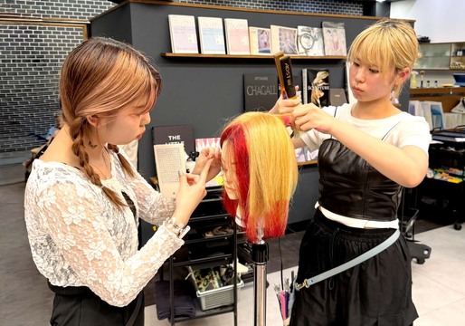 【社町】≪社保完備!!≫≪完全週休2日制≫≪家族手当あり≫など、働きやすい環境が揃ったチームワーク抜群のアットホームサロン「LASSIC HAIR 社店（ラシックヘアーヤシロテン）」からスタイリスト（美容師）の求人☆★