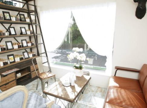 【群馬総社】≪営業時間内レッスンOK≫≪女性に人気サロン≫≪住宅手当あり≫アカデミー制度でデビューまでしっかりサポート！新人教育に注力しているおしゃれサロン！「Gumi Gumi byIfh（グミグミバイイフ）」からアシスタント（美容師）の求人☆★