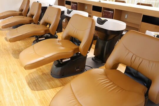 【研究学園】≪産休育休実績あり≫≪社会保険完備≫≪完全週休2日制≫働きやすさ重視！プライベートと両立しながら働けます！「idea 研究学園店（イデア ケンキュウガクエンテン）」からアシスタント（美容師）の求人★☆