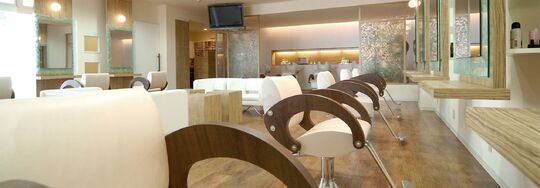 【津島駅】≪完全週休二日制≫≪有給休暇あり≫≪社会保険完備≫豊富な休日で永く安心して働ける！歩合で高収入も可能！「Good Morning UNITE（グッドモーニングユナイト）」からスタイリスト（美容師）の求人☆★