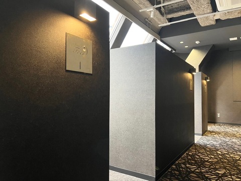 【天神】≪月8日休み・社会保険完備・育休産休制度（実績あり）・第1、第3日曜日が定休日・実働8時間≫プライベートも充実させながらメリハリをつけて働ける！！あなたの頑張りをしっかり評価します！デザインの幅広さが大人気なサロン「Unnails Free（アンネイルズフリー）」からネイリスト（ネイル）の求人☆☆