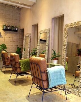 【夕陽丘】≪完全週休2日制≫≪有給休暇あり≫≪社会保険完備≫ハイエンドカジュアルをコンセプトにデザイン＋素材美を活かしたスタイルを発信する人気ヘアサロン！「green 夕陽ケ丘店（グリーン ユウヒガオカテン）」からアシスタント（美容師）の求人☆★