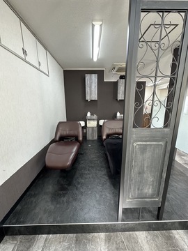 【大袋】≪デビューまで最短１年！≫≪スタイリスト自らマンツーマンでレッスンしてくれるため安心！≫≪ママさん、ブランクある方もOK！≫「やりたくないことはやらせない方針」で無理な指示なく自分の得意なカットやカラーを追求できる「エンゼル美容室（エンゼルビヨウシツ）」からアシスタント（美容師）の求人★☆