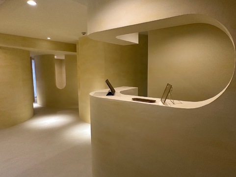 【大橋】≪社会保険完備・月8日休み・実働8時間・研修中もお給与あり・最終受付18:30≫最短2ヶ月でアイリストデビュー！カウンセリングに力を入れお客様との関係を大切にしています！働きやすい環境の隠れ家サロン「eyelashsalonMANA（アイラッシュサロンマナ）」からアイリスト（アイデザイナー・まつ毛エクステ）の求人☆☆