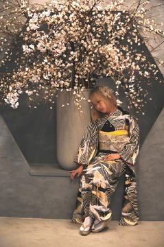 【麻布十番】≪完全週休2日制≫≪客単価10000円≫≪デザインカラーがウリ≫≪社会保険完備≫本格的なヘアセットや着付けの入客もできる！「D-COLOR（ディーカラー）」からスタイリスト（美容師）の求人☆★