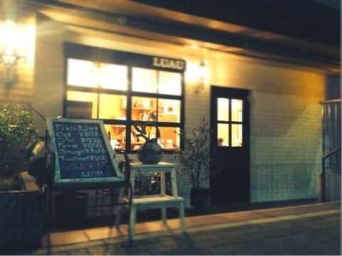 【夙川】全力で美容師をやりたい方必見！！レッスンに力を入れ技術・理論はもちろん撮影やヘアーショーなどクリエイティブな活動にも力を入れています☆沢山のこだわりがあるトータルビューティーヘアサロンLUAU夙川店（ルアウシュクガワテン）からアシスタント（美容師）の求人☆★