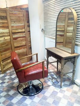 【福島】≪公休で日祝休みOK≫≪歩合＋達成手当あり≫≪社会保険完備≫先輩後輩問わずコミュニケーションが盛ん！思いやりに溢れるお店で一緒に頑張りませんか 「Lamp（ランプ）」からスタイリスト（美容師）の求人☆★☆