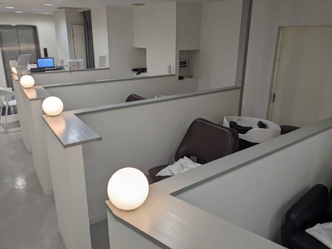 【恵比寿】≪社会保険完備≫≪完全週休2日制≫≪客単価10000円以上≫≪残業なし≫≪ミーティングは月1回のみ≫こだわりのある上質なカット、カラーが人気のサロン！最短1年でのスタイリストデビューが可能です！「PARADISO（パラディッソ）」からアシスタント（美容師）の求人★☆