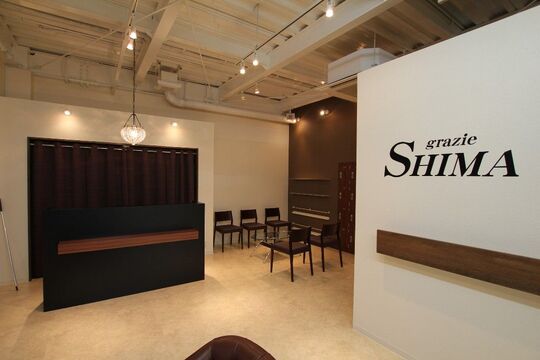 【樽井】≪社会保険完備≫≪デビューまで2年≫≪営業内レッスンあり≫指名があればアシスタントでも歩合がついてやりがいがあります！スタッフさん同士の仲が良いのが自慢のサロン「grazie Shima（グラージェシマ）」からアシスタント（美容師）の求人☆★