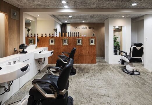 【中野新橋】≪技術者月給25万円〜≫≪月8日休み≫≪2年でデビュー可能・営業時間内レッスンあり≫かっちりしたビジネススタイルからフェードなどのストリートスタイルもお任せ！「BARBER ellen（バーバー エレン）」から理容師（理容室）の求人★☆