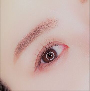 【赤間】≪毎週日曜が定休・営業時間は最大18:30迄・休日数の選択OK・社会保険完備・交通費全額支給≫お仕事とプライベートのメリハリを大切にしています！早回しではなくひとりひとりのお客様を大切にするトータルビューティーサロン「hair&eyelash Bis! くりえいと店（ヘアーアンドアイラッシュビスクリエイトテン）」からアイリスト（まつげエクステ・まつげパーマ）の求人☆☆