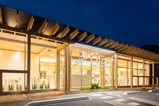 【新神戸】≪完全週休2日≫≪社会保険完備≫≪土日休み可能≫≪月給24万円スタート≫≪20時までの退勤可能≫≪パートは週1日から勤務可能≫しっかりしたバックアップ体制！リフレッシュ休暇最長2週間取得可能！「atelier alex（アトリエアレックス）」からスタイリスト（美容師）の求人☆★