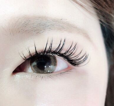 【平野】≪実働8時間 様々なメニューあり ≫20時まで勤務できる方にお勧め☆トータルビューティ―の可愛い路面店″Free Brillant（フリーブリリアント）″よりアイリスト（アイデザイナー・まつげエクステ）の求人★☆★