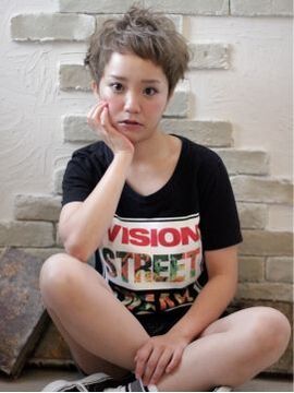 【なかもず】撮影するスタイルも多彩で、可愛くなりたい女性の集客も好調！接客、技術・・・シゴトに前向きな仲間と一緒に、長く楽しく美容をしていきましょう！「CYAN（シアン）」からスタイリスト（美容師）の求人☆★☆