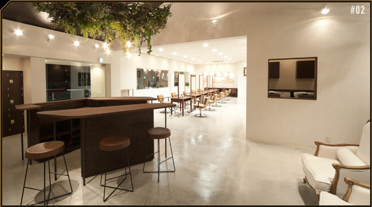 【和泉中央】≪月給20万円以上≫≪18時営業終了≫≪日曜日休み&3連休&有給休暇あり≫≪社会保険完備≫≪住宅手当あり≫地域で大人気のトータルビューティーサロン！お客様だけではなく、スタッフも居心地の良いサロン！！「mahae RUDDER（マフェラダー）」からアシスタント（美容師）の求人☆★☆