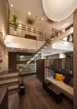 【大和西大寺】スタッフさんの定着率◎平均21時半には退社しているので、仕事とプライベートの両立で充実した美容師ライフを★お客様とは密な関係を築いていけるように、1人のお客様に対してスタッフ皆で関わっていきます！郊外型トータルビューティサロンHair STUDIO Feeasy (ヘアースタジオフィージー)からアシスタント(美容師)の求人★☆