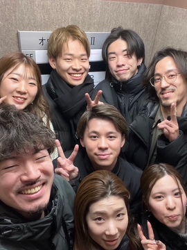 【西院】≪月給50万円以上が目指せる！≫≪休憩あり（外出OK）≫≪月8日休み≫≪土日休みOK≫≪社会保険完備≫≪人気システムトリートメントを使用した髪質改善推し≫≪客単価1万円越えの高単価サロン≫≪客層20代30代がメイン≫スタッフ想いの環境です！給与体制がキャリアに応じて変動し高収入を目指せます！「Sida 西院店（シダサイインテン）」からスタイリスト（美容師）の求人★☆