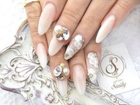 【住道】≪経験者は22万円～≫お客様にとってもスタッフにとっても居心地のよい地域密着型のアットホームサロンを目指しています!リピーターさんが多く、とても楽しいサロン！「Smily（スマイリー）」からネイリスト（ネイル）の求人☆☆