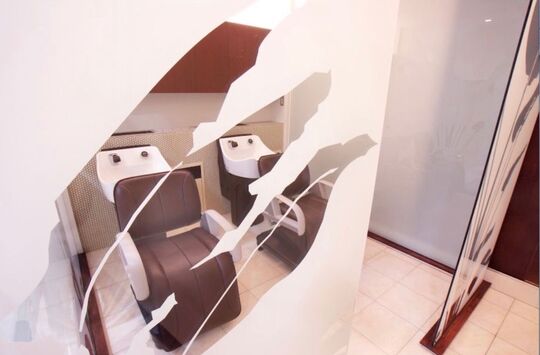 【河内長野駅】どことなく温かさと優しさを感じることのできる癒しの空間「MARQUE（マルク）」からアシスタント（美容師）の求人！お客様に心身共にリラックスしてもらえるアットホームサロン☆★☆