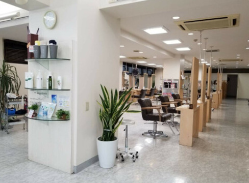 【みずほ台】≪完全週休2日制or完全週休3日制≫≪土日休みOK≫美容師さんの働きやすさに特化したサロン！キャリア関係なく活躍できる地域密着サロンです！「HAIR MAKE sunquest みずほ台店（ヘアーメイクサンクエストミズホダイテン）」からアシスタント（美容師）の求人☆★