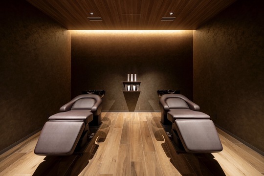 【豊中駅】≪完全週休2日制／平均18時半ごろ退勤／社会保険完備≫広々とした店内でのびのび働けます！自分のペースに合わせてレッスンをしていきますので無理なくデビューを目指してもらえます！「Angee Hair Garden（アンジーヘアーガーデン）」からアシスタント（美容師）の求人★☆