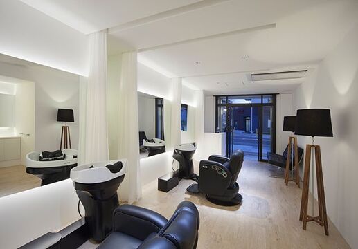 【名島】≪未経験・新卒生OK≫≪平均退勤時間20時≫少人数制×地域密着型のアットホームヘアサロン！ゆったりした空間でお仕事したい方にピッタリ！！「private salon Lien（プライベートサロンリアン）」からアシスタント（美容師）の求人☆★