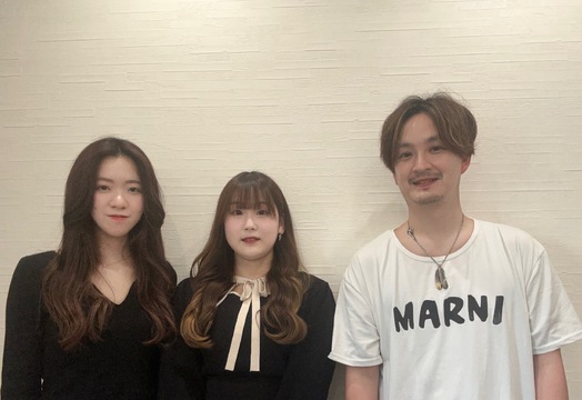 【今】≪日曜休みあり・社会保険完備・選べるお休み日数・育休産休実績あり・ブランクOK・予約を切って休憩取得可能≫業界トップクラスの福利厚生！自分の時間も大切にしながらメリハリをつけて活躍できるサロン「AiRiy（アイリー）」からアシスタント（美容師）の求人☆★