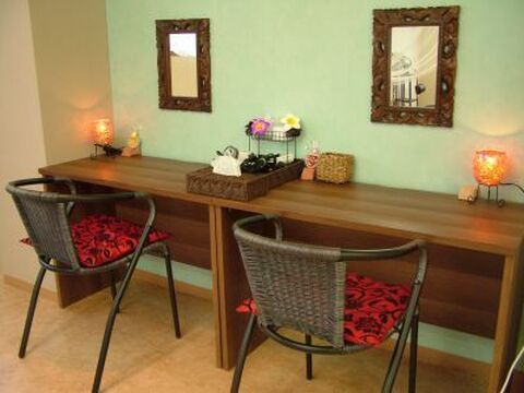 【深井】毎週日曜定休☆地域密着型のアットホームサロン♪週3日〜、1日5時間から勤務OK☆彡”Fleuge（フルージュ）”からアイリスト・アイデザイナー（アイラッシュ・まつ毛エクステ）の求人♪