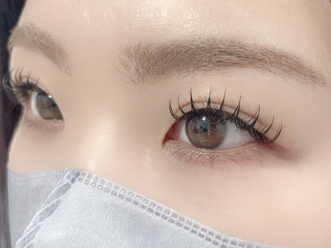 【長堀橋】高歩合、高時給！！≪正社員orパートアルバイトor業務委託から選べる雇用形態≫Wワークや時短勤務相談OKで、一人ひとりに合わせた働き方を提案！トレンドから定番まで幅広いメニューを取り揃えるアットホームサロン「Relier（ルリエ）」からアイリスト（まつげエクステ・まつげパーマ・アイブロウ）の求人★☆★