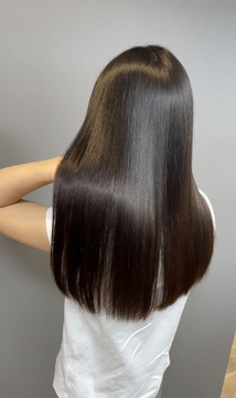 【円町】≪完全週休2日制≫≪土日休みもOK≫≪社会保険完備≫≪半個室≫マンツーマンでの入客！最大1日2、3人までの入客なので無理なくやっていける環境！メニューはカット、カラー、縮毛の3つのみ！平均客単価20000円程の高単価髪質改善サロン！「髪質改善サロン sleek by roy（カミシツカイゼンサロンスリークバイロ）」からスタイリスト（美容師）の求人☆★