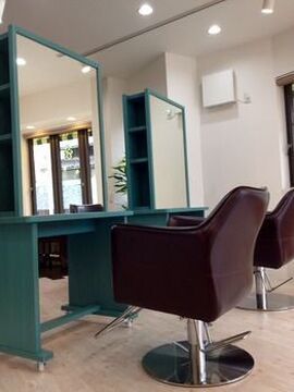 【都島】《時短社員も応相談》ブランクのある方も大歓迎★女性スタッフも安心して活躍できる仕組み作りが魅力の“molle +（モーレプラス）”からアシスタント（美容師）求人☆★☆