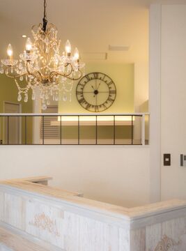 【枚方市駅】≪社会保険完備≫≪平均退社19時半≫ヘアメイクも学べる♪入客チャンスあり◎風通しがいいサロン☆Julia by BEAUTY STREAM（ジュリアバイビューティーストリーム）からスタイリスト（美容師）の求人☆★