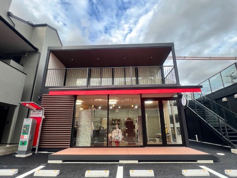 【井尻駅】手荒れ、腰痛に不安がある方必見！！カットのみのお仕事です！！今までの経験を活かしお仕事できる「カット専門店 mille 井尻店（カットセンモンテンミルイジリテン）」からスタイリスト（美容師）の求人☆★☆