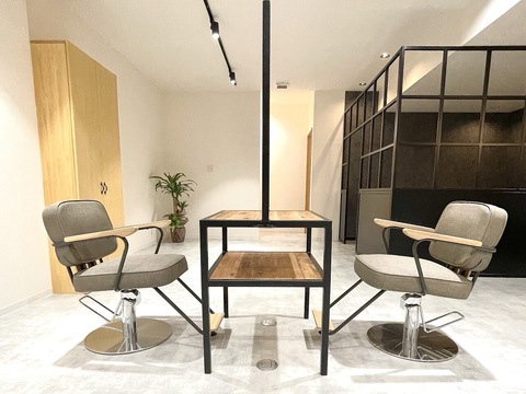 【吉原】◆有給消化率100％・土日休みOK・拘束9時間制・休日数の選択可能・社会保険完備◆一般企業と変わらぬ待遇面を用意！プライベートも大切に働けます！今までの技術を活かして働ける「ReiZ eyelash（ライツアイラッシュ）」からアイリスト（まつげエクステ・まつげパーマ・アイブロウ）の求人☆★