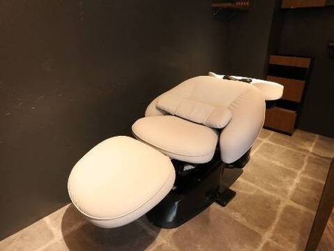 【横堤】≪完全週休2日制≫≪土日休み自由！≫YUMEシャンプーで施術されるアロマヘッドスパなどが人気のサロン！スパ好きの方は必見ですよ！「S'il ette hair & spa（シルエットヘアアンドスパ）」からスタイリスト（美容師）の求人★☆★