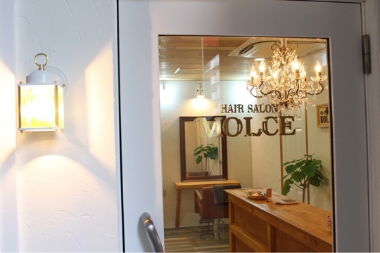 【本八幡】≪昇給あり≫≪土日祝休みOK≫≪社会保険完備≫選べる雇用形態で理想の働き方が叶う！こだわりの薬剤を使用した髪に優しい施術に定評のあるサロン！様々な技術を学ぶことができ、スキルアップしたい方にもオススメです。「MOLCE 本八幡店（モルチェモトヤワタテン）」からスタイリスト（美容師）の求人★☆