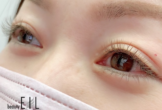 【神辺町】≪業務委託≫≪フリー40％／指名50％還元≫やればやるだけ高収入が可能な環境！！週休2日もOKなのでプライベートな時間も大切にできます！！ネイルメニューもあるので多くのお客様が来店される「EIL beauty Honey（エイルビューティハニー）」からアイリスト（アイデザイナー・まつげエクステ）の求人☆☆