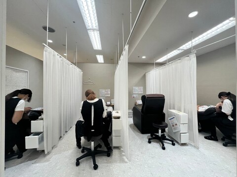 【吉祥寺】≪社会保険完備≫≪月9日休み≫≪経験者優遇≫≪未経験者も可≫長年に渡る研究と実践によりブラッシュアップされた繊細で高度な技術が特徴！まつ毛エクステ・ラッシュリフト・アイブロウ！充実の待遇面！「Angelic マルイ吉祥寺店（アンジェリックマルイキチジョウジテン）」からアイリスト（まつげエクステ・まつげパーマ・アイブロウ）の求人☆☆