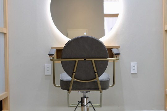 【西千葉】≫≪土日祝休みOK≫≪ママさん美容師の方歓迎≫≪週1日～、1日1時間～からOK≫家庭とサロンワークが両立できるアットホームサロン！「isola（イゾラ）」からアシスタント（美容師）の求人☆★