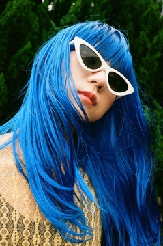 【小倉】≪社会保険完備・選べる働き方・土日の希望休OK・駐車場完備・デザインカラーが人気≫薬剤にもこだわり一人ひとりに寄り添った施術ができます！男女問わずお洒落な世代から大人気の高単価サロン「MAAAAAC（マーシー）」からスタイリスト（美容師）の求人☆★