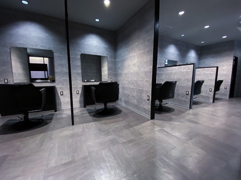 【住吉】≪完全週休2日制≫≪土日祝休みOK≫≪17時半退勤可能≫≪客単価平均16000円以上≫≪ウィッグ代半額負担≫未経験・新卒生・通信生向けに営業中レッスンを導入！カラー特化のため、ブランクのある方でも美容師復帰がしやすい環境です！「Luu（ルー）」からカラーリスト（美容師）の求人☆★