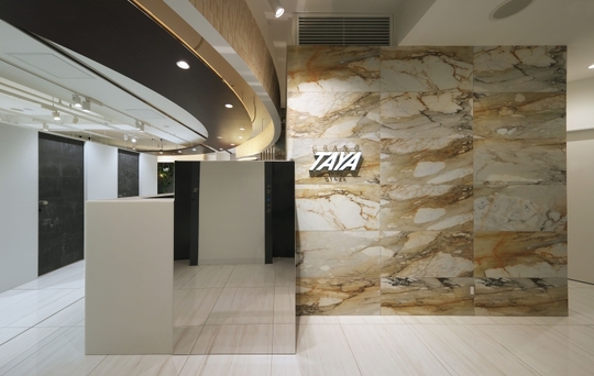 【銀座】＜完全週休2日制＞＜社会保険完備＞大手ならではの抜群の待遇を用意されています！TAYAグループは充実の教育体制が◎プライベートも充実できる会社なんです！「GRAND TAYA GINZA（グランドタヤギンザ）」からアシスタント（美容師）の求人☆★