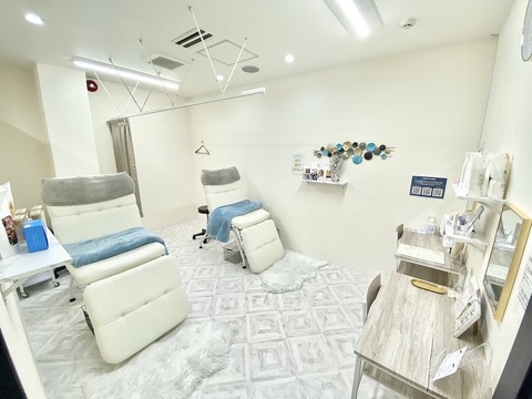 【玉造】≪完全週休2日制≫≪土日休み相談OK≫≪社会保険完備≫≪実働8時間≫≪フレックス制度あり≫≪未経験OK≫プライベートもお仕事も充実できて働きやすい！アットホームで楽しいサロン！「teyan（テヤン）」からアイリスト（まつげパーマ・アイブロウ）の求人☆☆