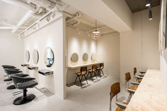 【西宮北口】≪社会保険完備≫人気のトレンド発信サロン。刺激し合える仲間と一緒に成長していきましょう！集客力抜群なので、デビューしてからの心配も一切ナシ！「gem by artefice（ジェムバイアルテフィーチェ）」からアシスタント（美容師）の求人☆★☆